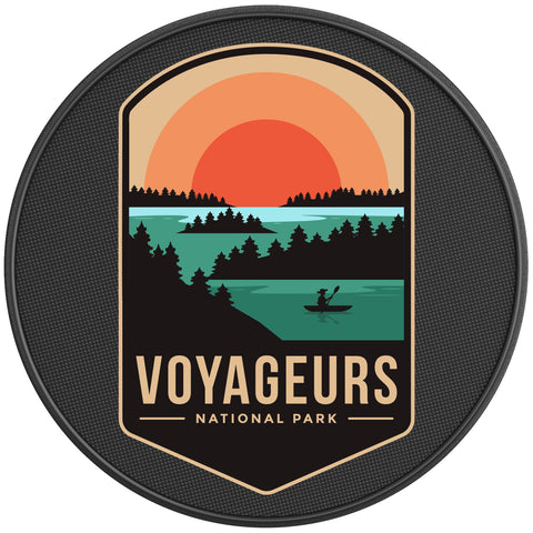 VOYAGEURS PEARL  WHITE CARBON FIBER TIRE COVER